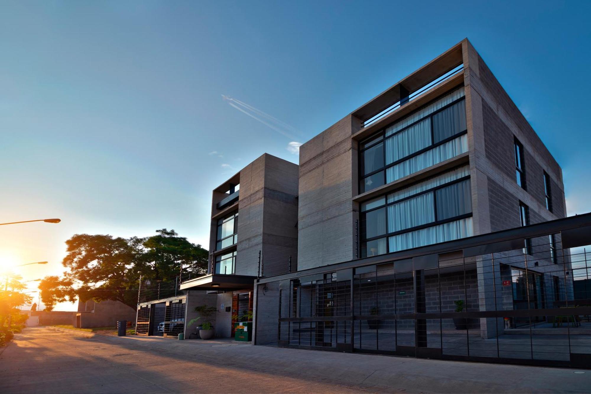 실라오 Arboleda 5 Luxury Lofts 아파트 호텔 외부 사진